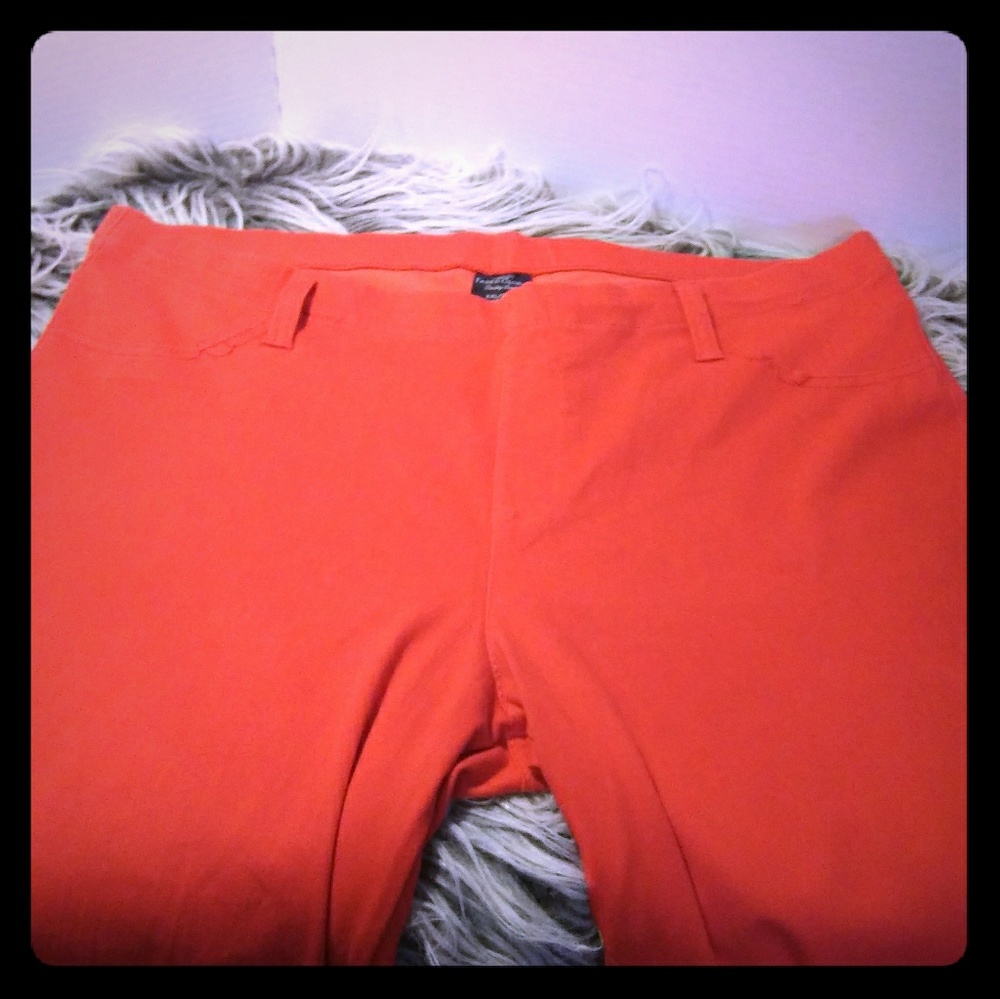Red jeggings